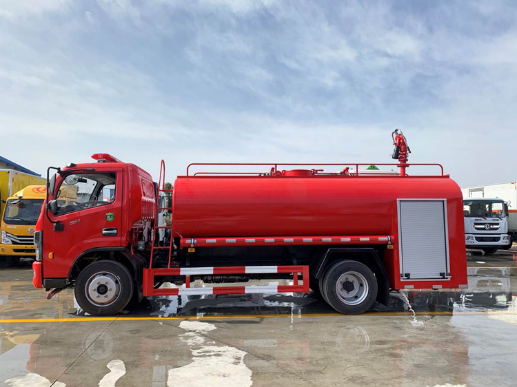 東風8噸消防灑水車（國六）